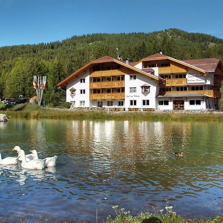 Wellness Hotel Lupo Bianco Canazei Esterno foto