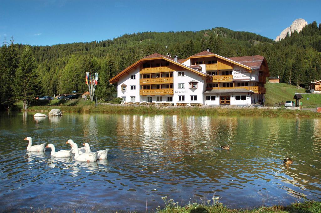 Wellness Hotel Lupo Bianco Canazei Esterno foto