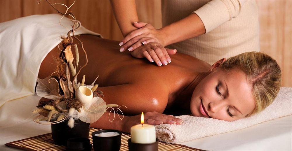 Wellness Hotel Lupo Bianco Canazei Esterno foto