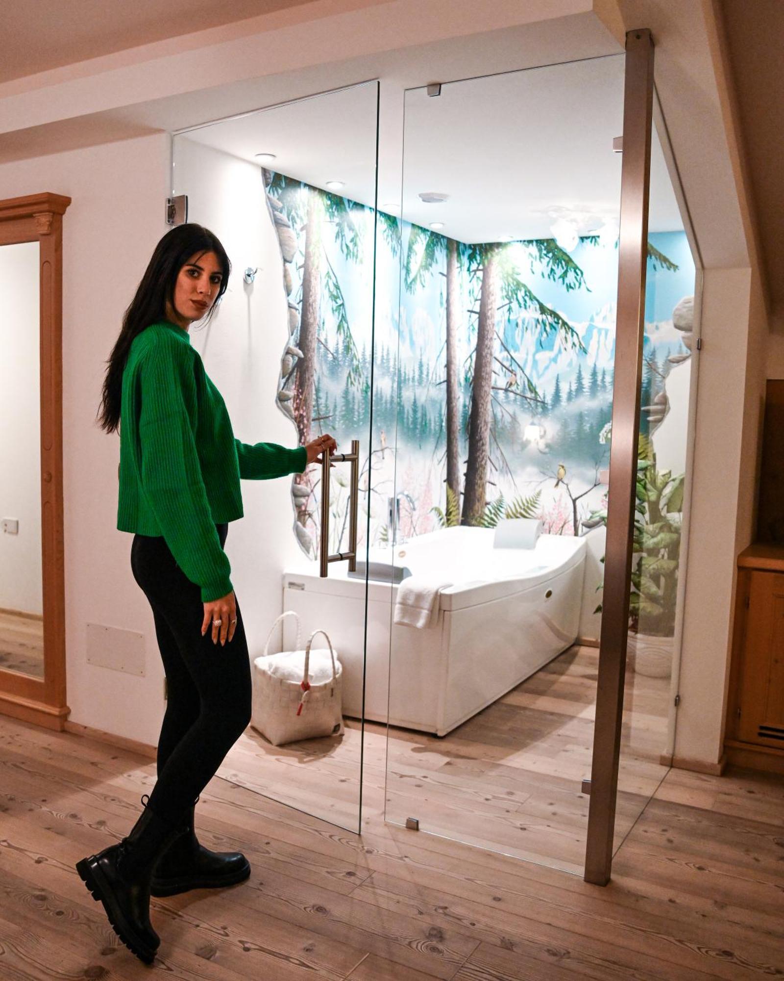 Wellness Hotel Lupo Bianco Canazei Esterno foto